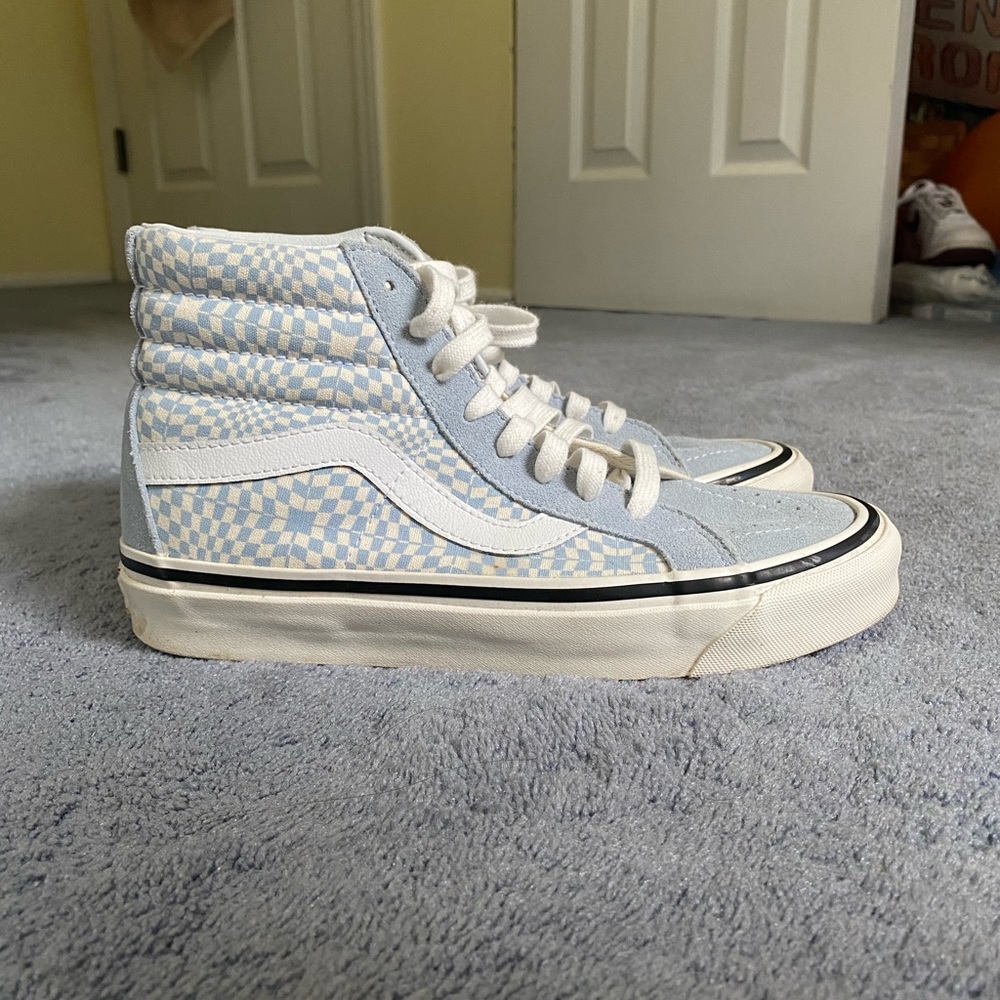RARE Vans Sk8-Hi 38